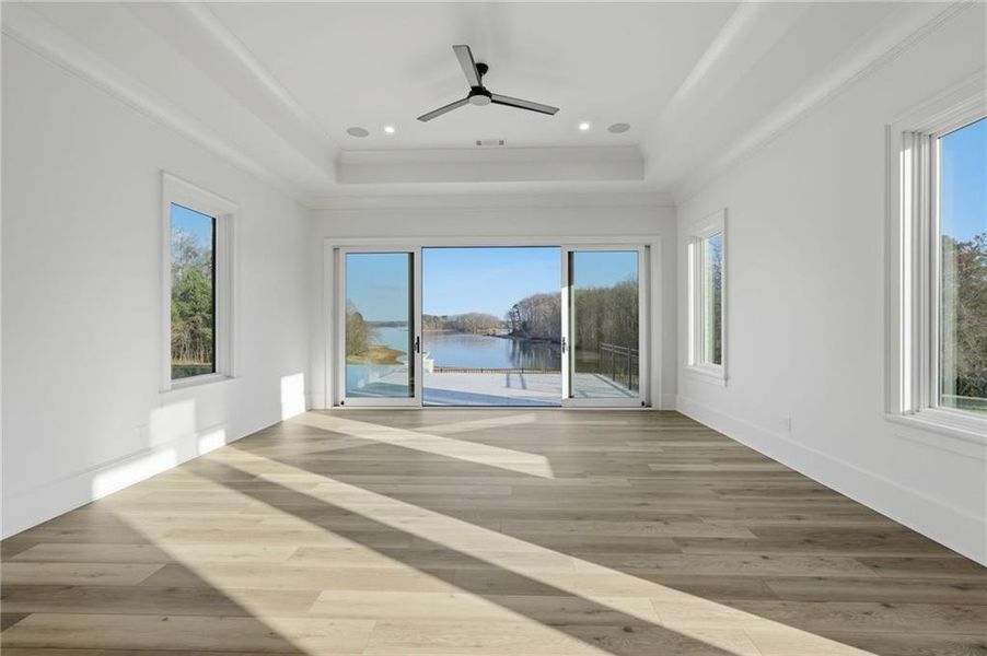 Spacious, unfurnished interior of a new home in , Gainesville (Image 31).