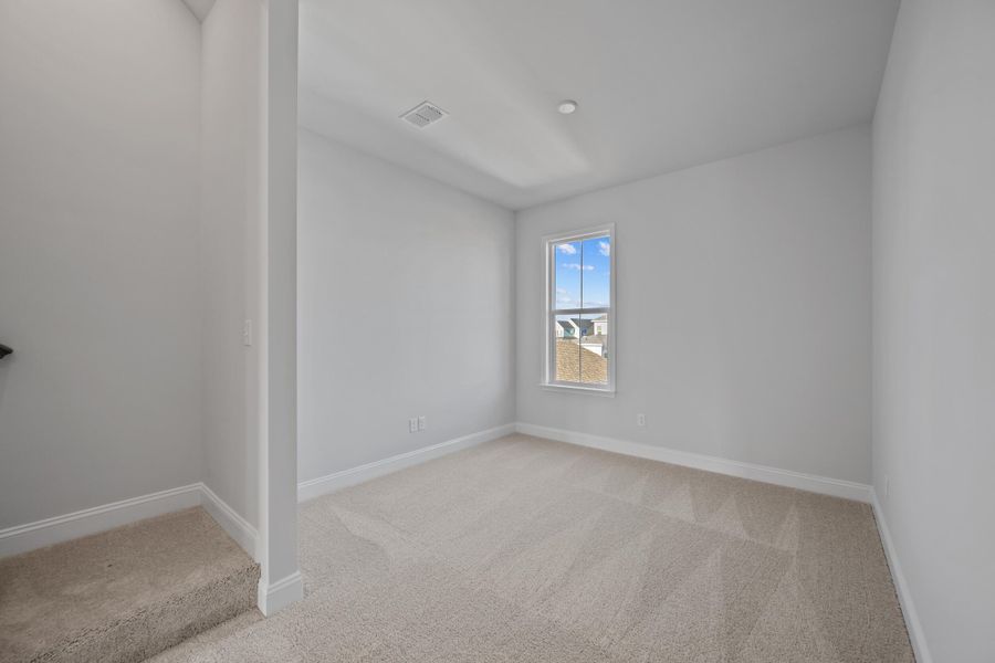 Spacious, unfurnished interior of a new home in Nexton, Summerville (Image 32).