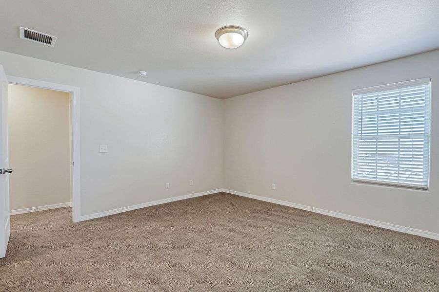 Representative unfurnished interior of a home built from the Sinatra by View Homes in Emerald Estates, Horizon City (Image 11). Representative unfurnished interior of a home built from the Sinatra by View Homes in Emerald Estates, Horizon City (Image 11).