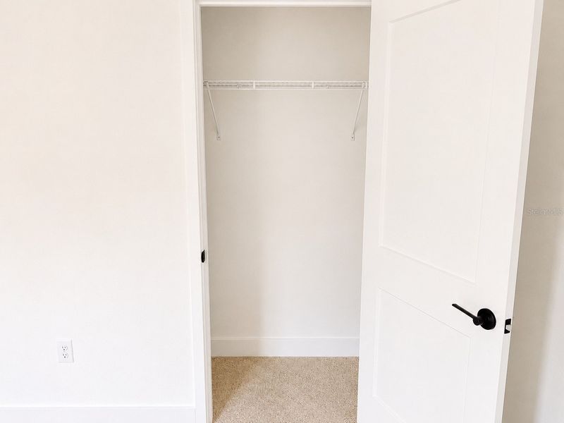 Spacious, unfurnished interior of a new home in Arbor Park, Leesburg (Image 16). Spacious, unfurnished interior of a new home in Arbor Park, Leesburg (Image 16).