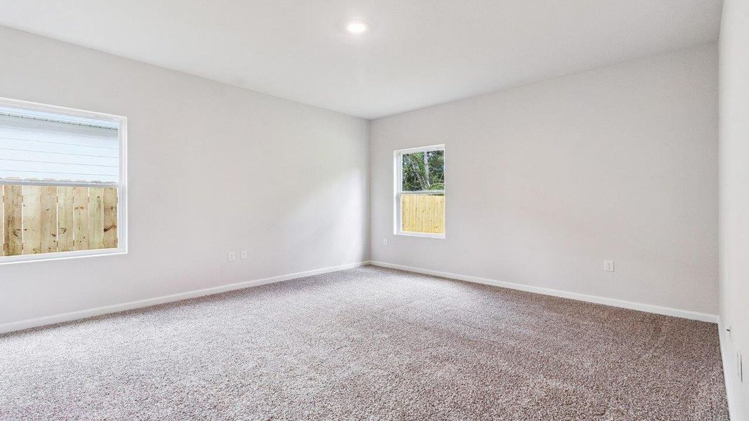 Spacious, unfurnished interior of a new home in Wesley Park, Crawfordville (Image 26).