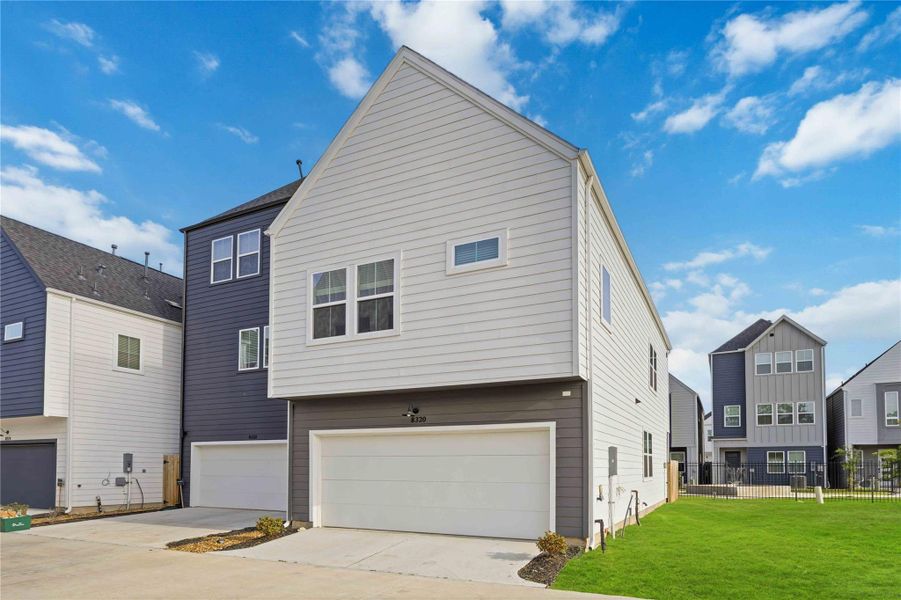 Front exterior of a new home in , Houston, TX, highlighting curb appeal (Image 22).