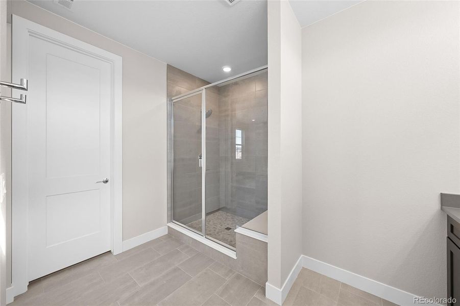 Image 40 of a home in .