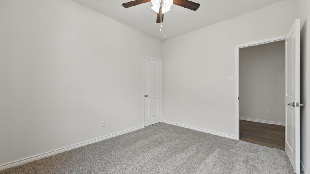 Spacious, unfurnished interior of a new home in Lakewood Trails, Forney (Image 16).