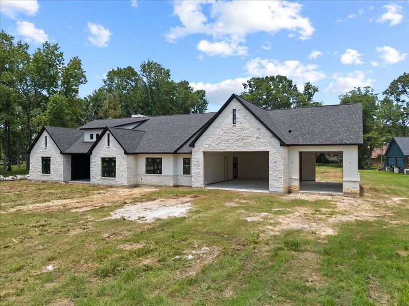 Beautiful stone & stucco exterior. Beautiful stone & stucco exterior.