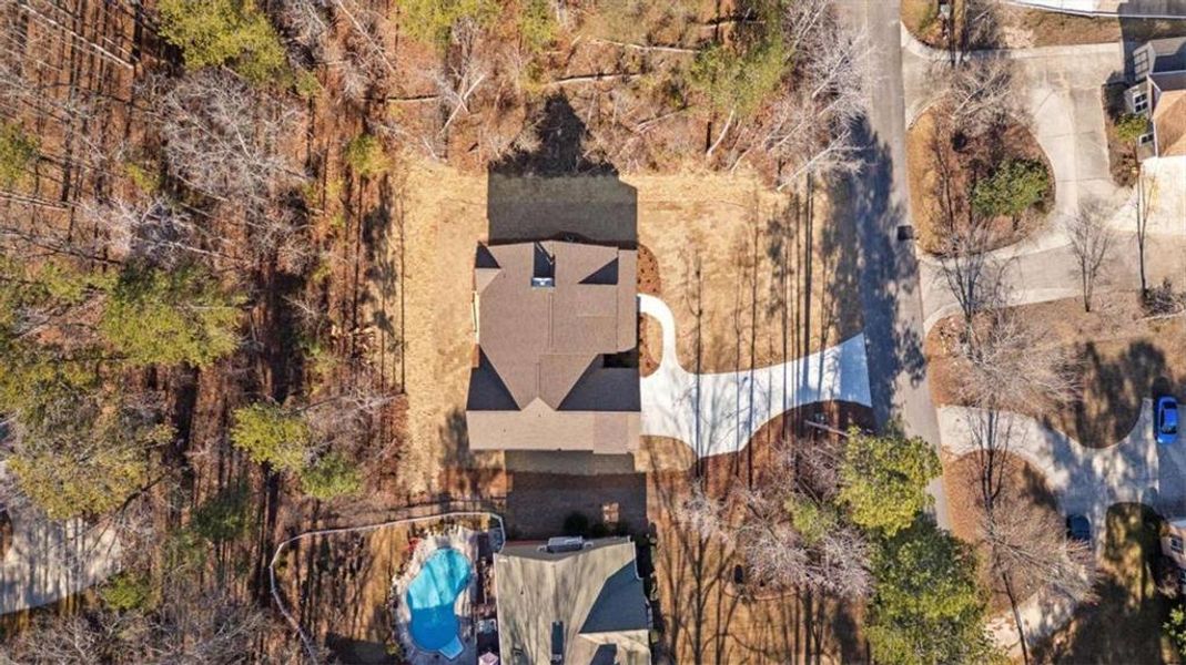 Image 37 of a home in .