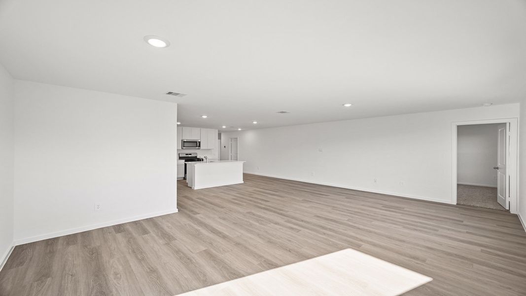 Representative unfurnished interior of a home built from the Anderson by D.R. Horton in Lexington Heights, Willis (Image 24). Representative unfurnished interior of a home built from the Anderson by D.R. Horton in Lexington Heights, Willis (Image 24).