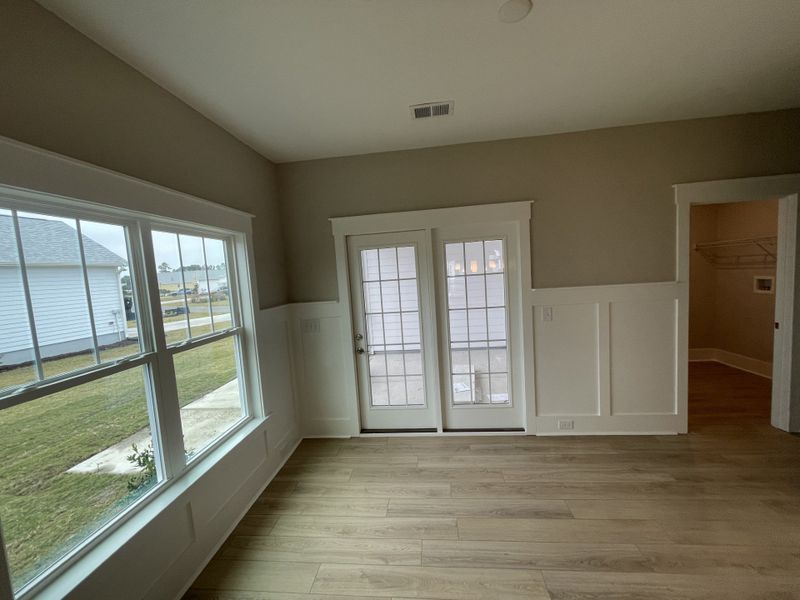 Spacious, unfurnished interior of a new home in The Sanctuary at Sunset Beach, Sunset Beach (Image 19).