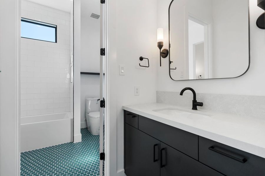 Secondary Bathroom 2