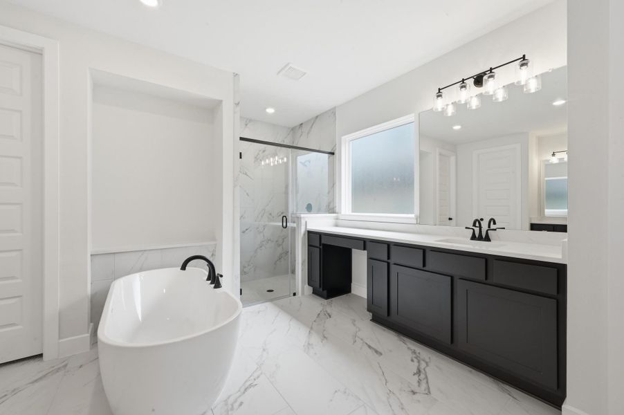 Furnished interior view inside a new home in Provence, Austin (Image 13).