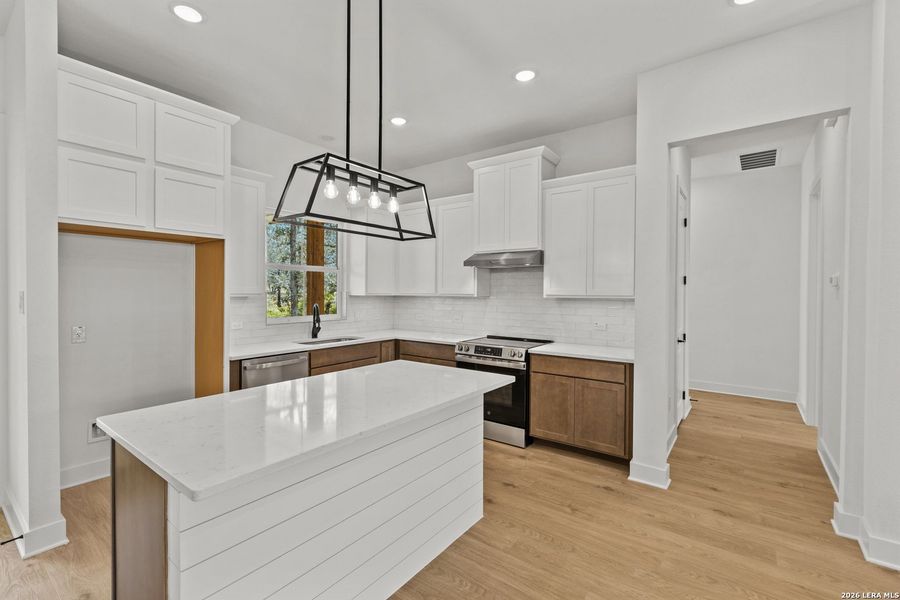Furnished interior view inside a new home in , La Vernia (Image 11). Furnished interior view inside a new home in , La Vernia (Image 11).