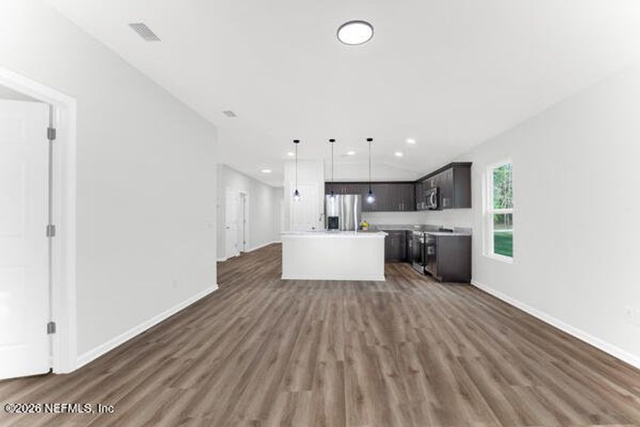 Spacious, unfurnished interior of a new home in , Satsuma (Image 23).