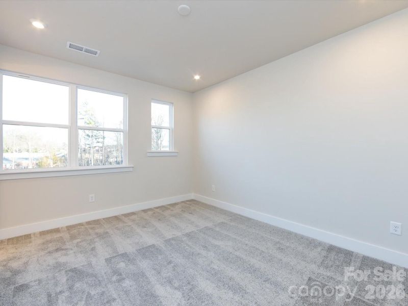 Primary Suite Complete with 9' Ceilings Primary Suite Complete with 9' Ceilings