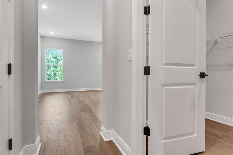 Spacious, unfurnished interior of a new home in Palms at Windermere, Windermere (Image 33).