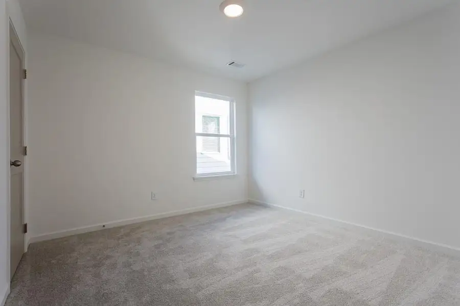 Spacious, unfurnished interior of a new home in , Buford (Image 25).