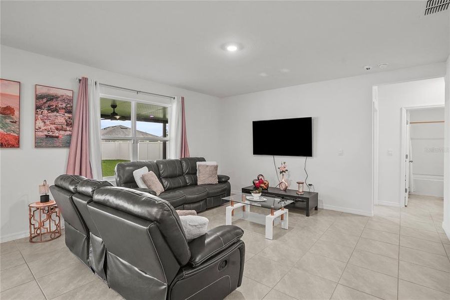 Furnished interior view inside a new home in , Bartow (Image 6). Furnished interior view inside a new home in , Bartow (Image 6).