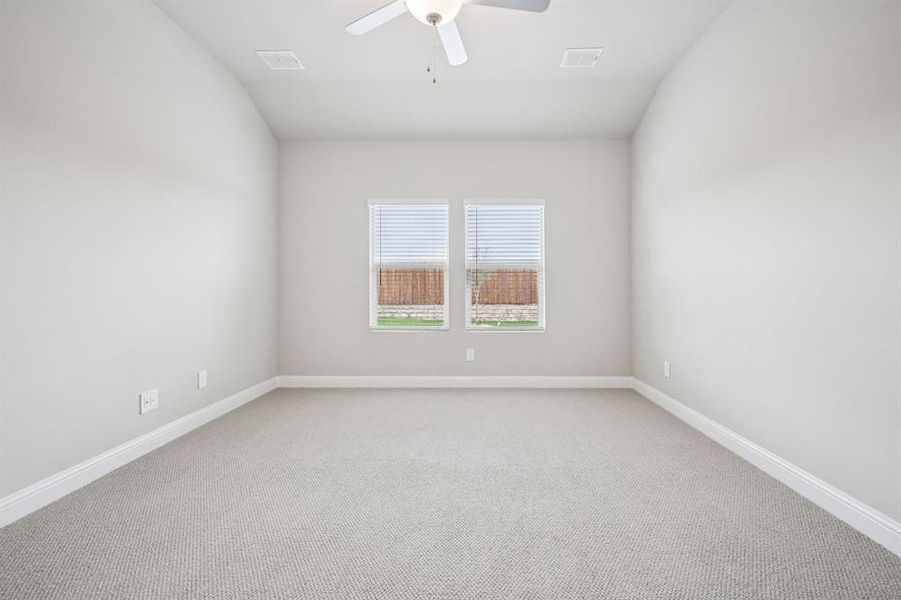 Spacious, unfurnished interior of a new home in Eastridge - Signature Series, McKinney (Image 20).