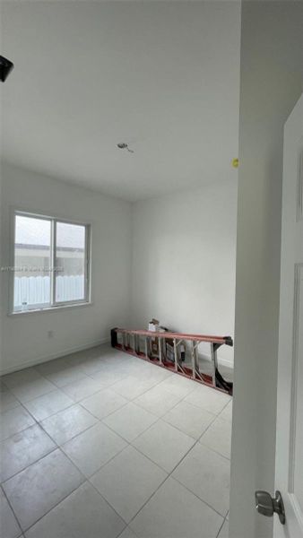 Spacious, unfurnished interior of a new home in , Homestead (Image 9).