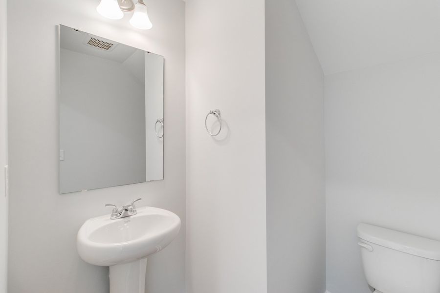 Image 30 of a home in Astoria.