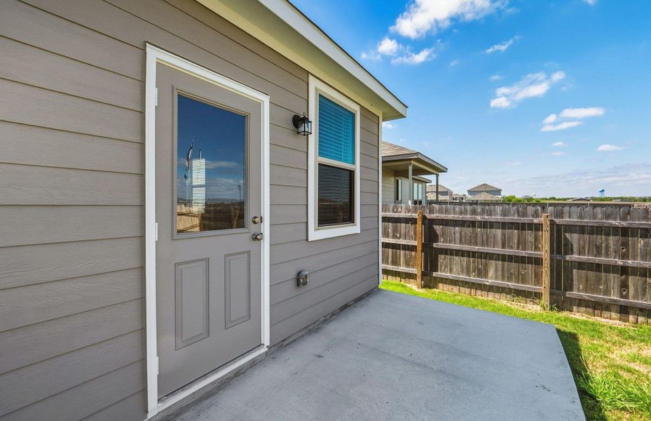 Exterior details and patio area of a home in Sonterra, Jarrell (Image 19).