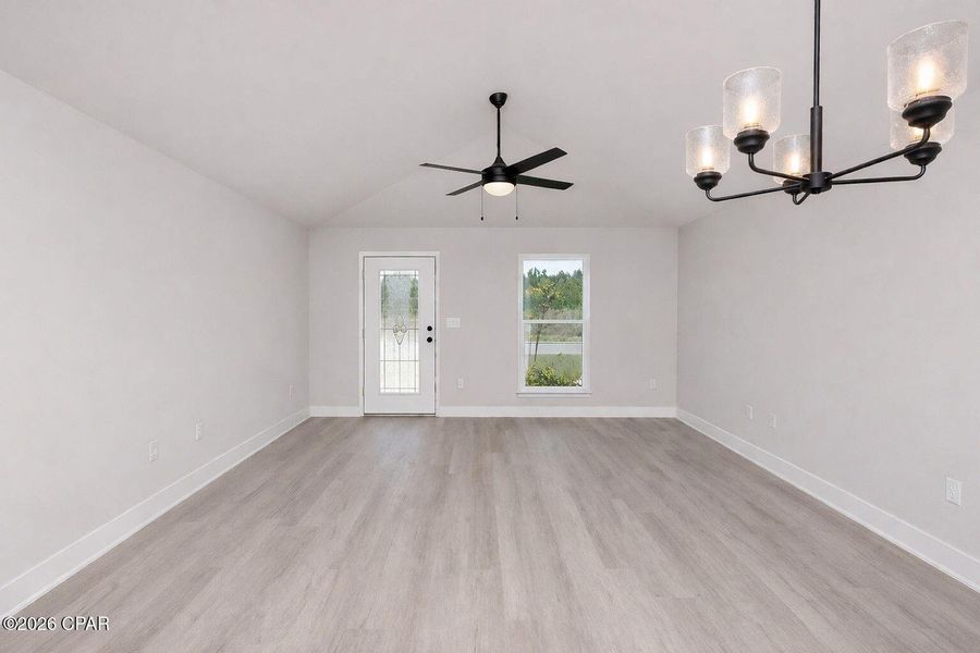 Spacious, unfurnished interior of a new home in Fox Glenn, Panama City (Image 9).