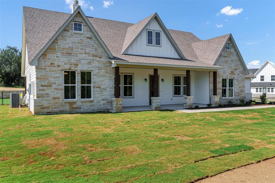 Front exterior of a new home in , Granbury, TX, highlighting curb appeal (Image 24). Front exterior of a new home in , Granbury, TX, highlighting curb appeal (Image 24).