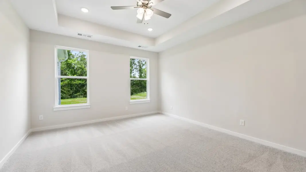 These are photos and plan layout may vary.  See Sales Consultants for details.