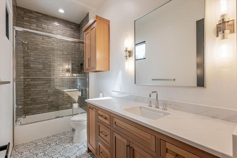 Furnished interior view inside a new home in , Graford (Image 7).