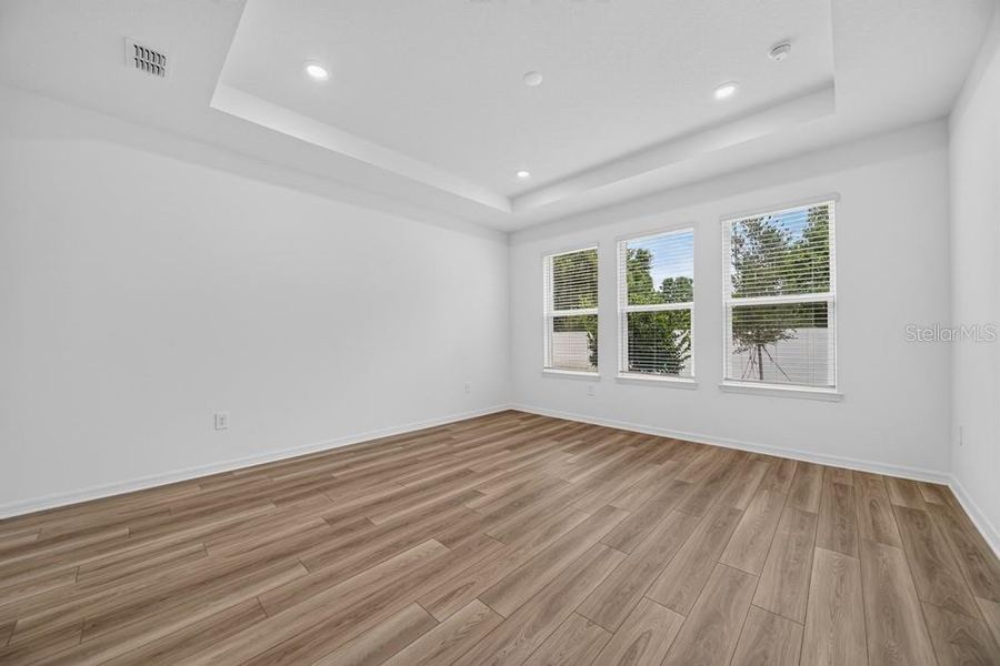 Spacious, unfurnished interior of a new home in Center Lake Ranch Community Group Page, St. Cloud (Image 24).