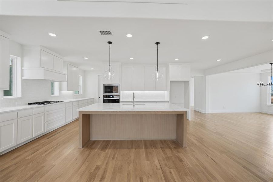 Furnished interior view inside a new home in Hillside Village, Celina (Image 8).