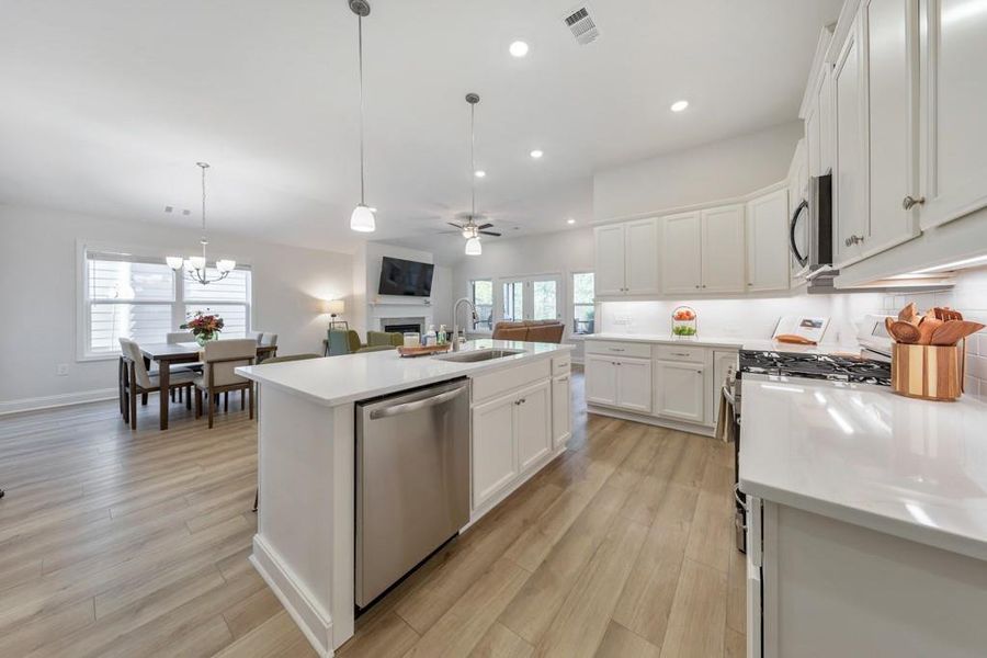 Furnished interior view inside a new home in Madeira, Acworth (Image 34).