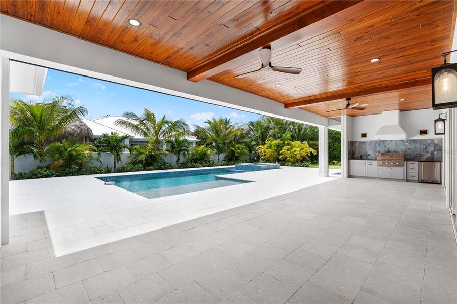 Exterior details and patio area of a home in , Boca Grande (Image 24).