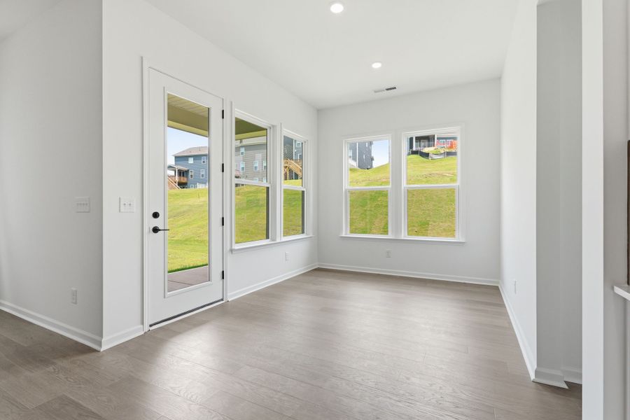 Spacious, unfurnished interior of a new home in River Falls, Tega Cay (Image 12).