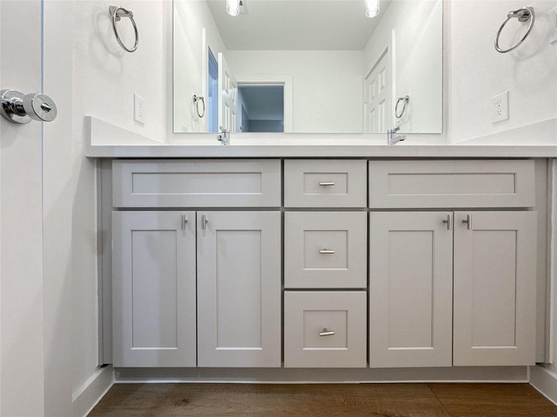 Image 42 of a home in .