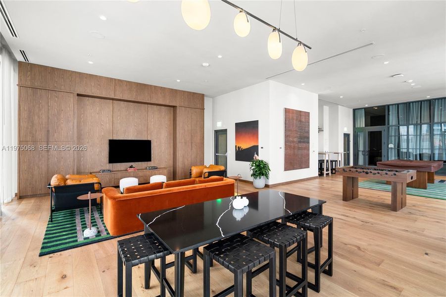 Community amenities in , Miami (Image 42).