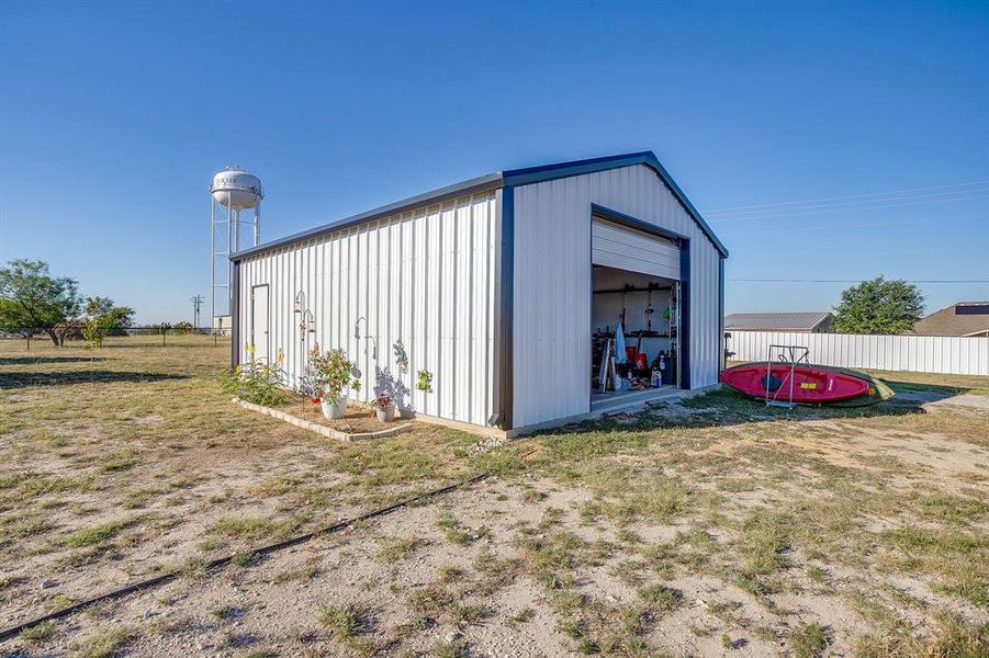 View of drive thru garage/workshop View of drive thru garage/workshop