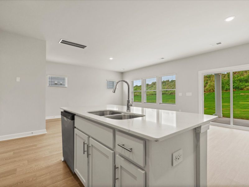 Welcome to the Lennon floorplan at The Farm at Wells Creek - Heritage Collection.