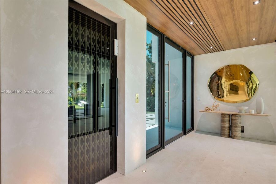 Exterior details and patio area of a home in , Key Largo (Image 35). Exterior details and patio area of a home in , Key Largo (Image 35).