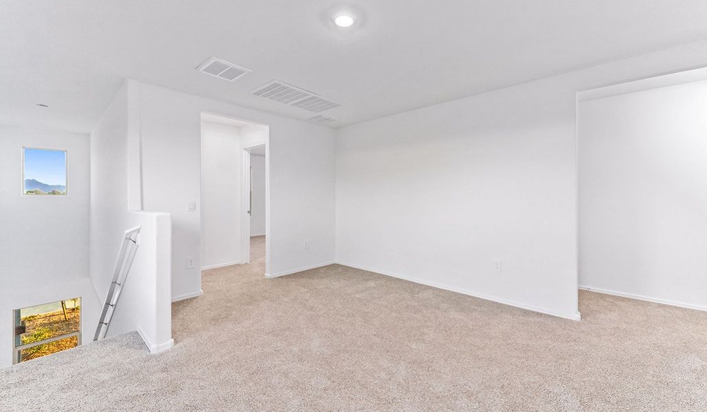 Spacious, unfurnished interior of a new home in Blackhawk, Tucson (Image 28).