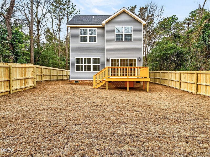 029-1280x960-rear-view