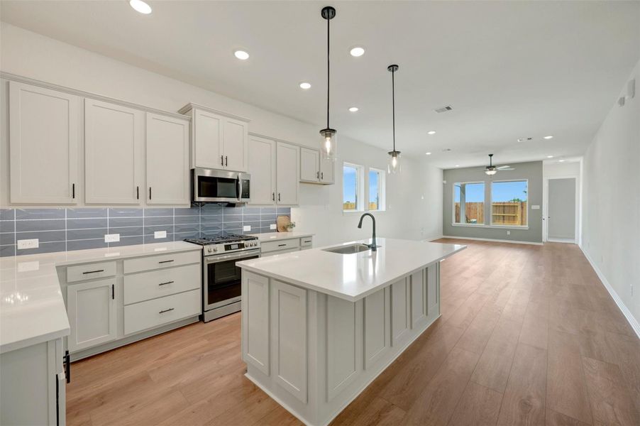 Furnished interior view inside a new home in The Grand Prairie - Meadow Collection, Hockley (Image 14).