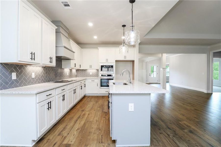 Furnished interior view inside a new home in Woodland Hills, Loganville (Image 4). Furnished interior view inside a new home in Woodland Hills, Loganville (Image 4).