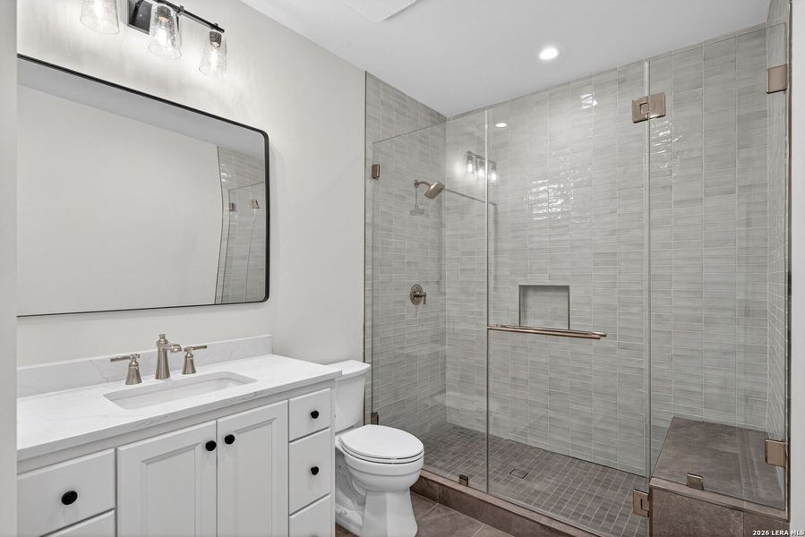 Furnished interior view inside a new home in , Alamo Heights (Image 12).