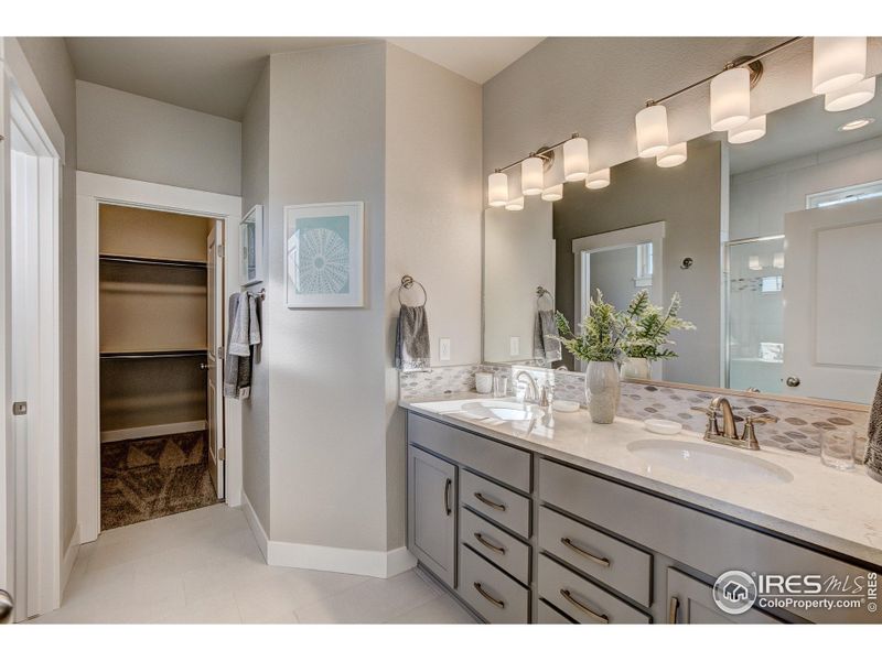 Furnished interior view inside a new home in Highlands at Fox Hill - The Towns, Longmont (Image 17).