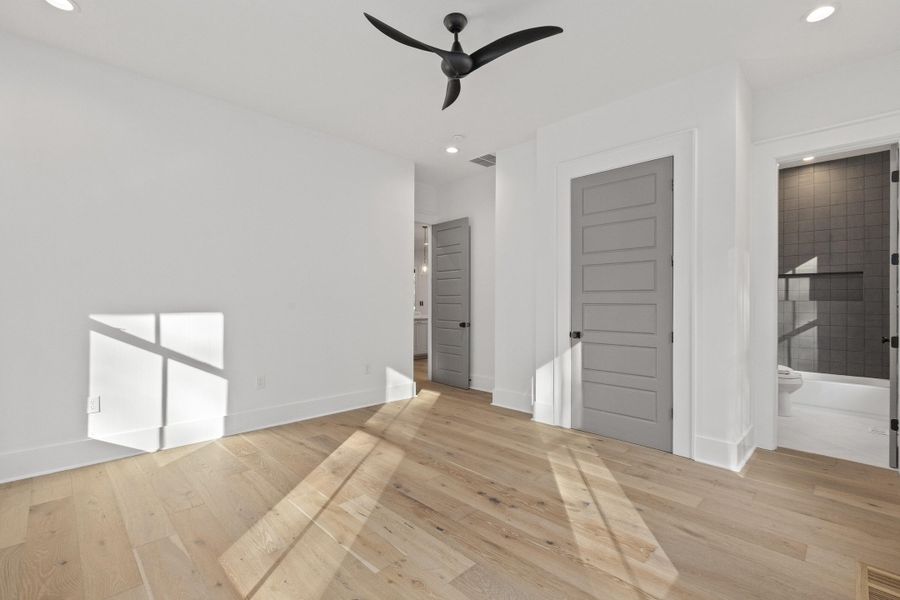 Spacious, unfurnished interior of a new home in , Johns Island (Image 56).