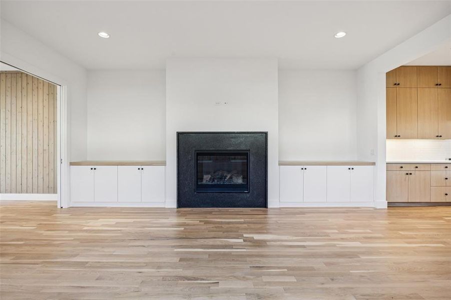 Spacious, unfurnished interior of a new home in , Dallas (Image 27).
