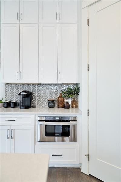 Furnished interior view inside a new home in , Ball Ground (Image 53). Furnished interior view inside a new home in , Ball Ground (Image 53).