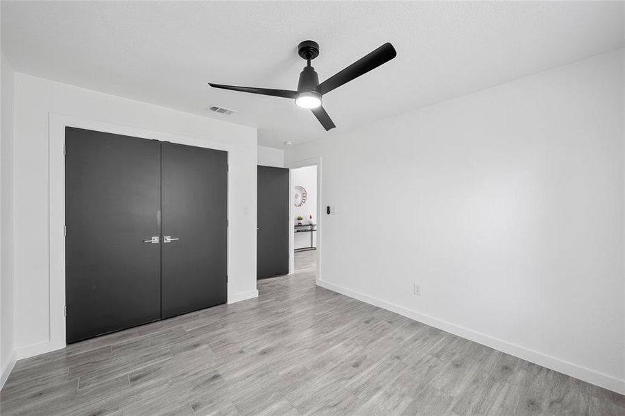 Spacious, unfurnished interior of a new home in , Waco (Image 23). Spacious, unfurnished interior of a new home in , Waco (Image 23).