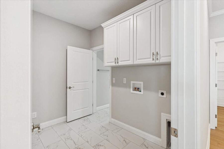 Spacious, unfurnished interior of a new home in Sinclair at Crawford Creek, Grovetown (Image 28).