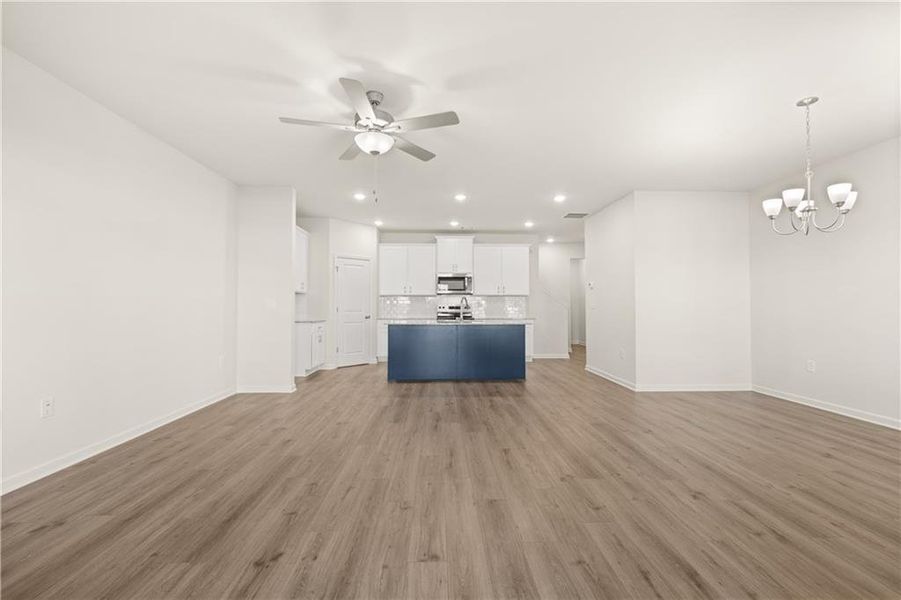 Spacious, unfurnished interior of a new home in Lake Carlton, Loganville (Image 11).